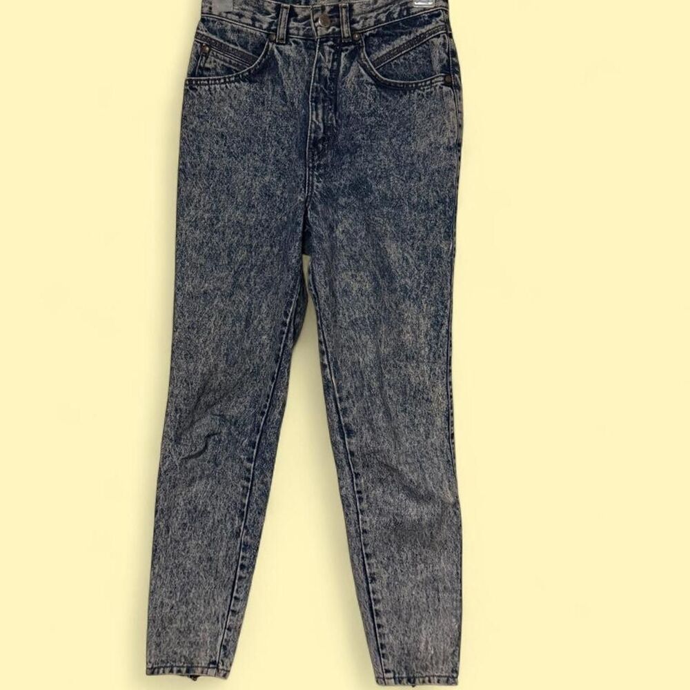 Vintage 90s Levi’s Acid Wash Tapered Mom Jeans w/ Ankle Zippers - Size 3/25